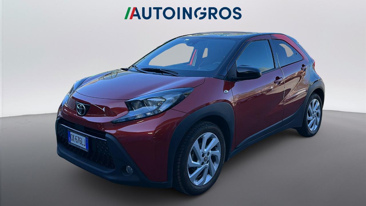 toyota aygo aygo x 1.0 lounge 72cv usata