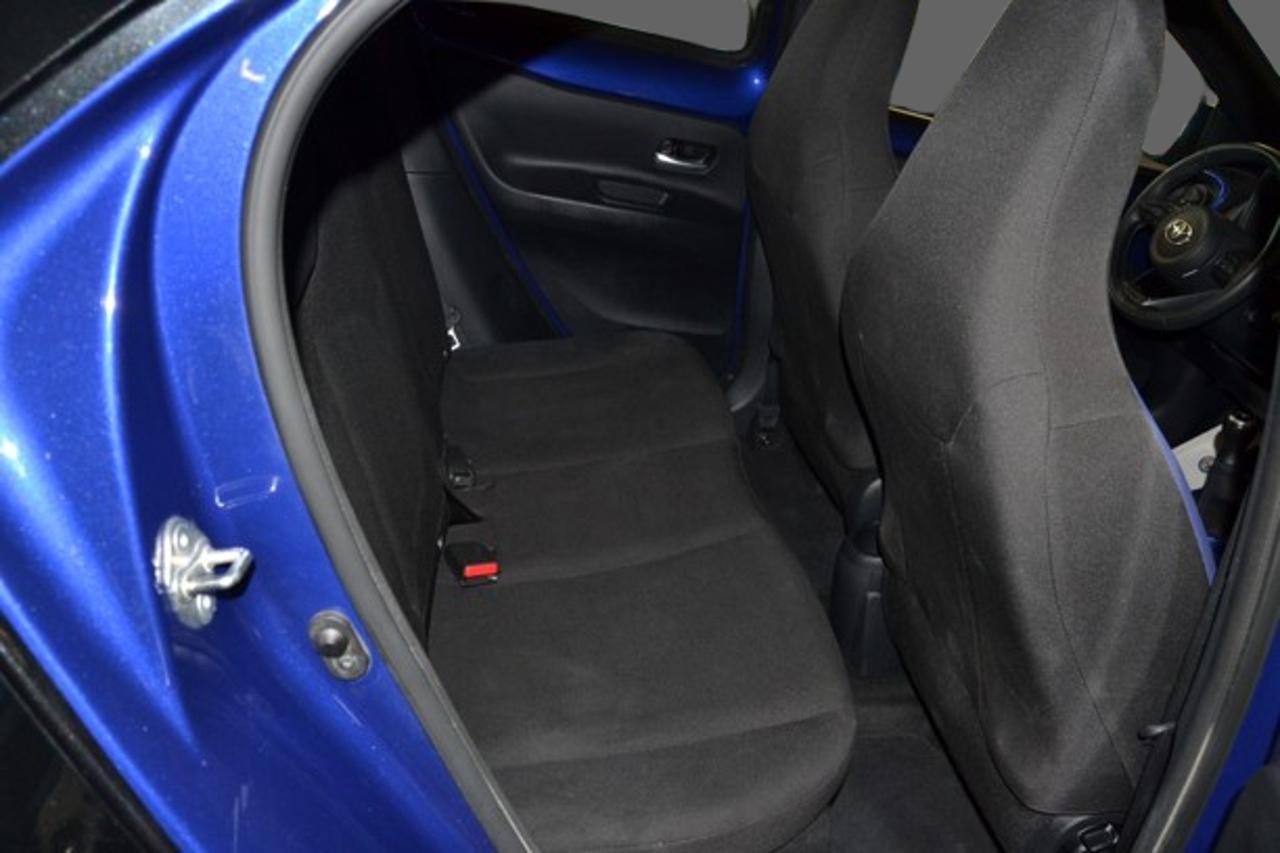 Toyota Toyota Aygo usata 7