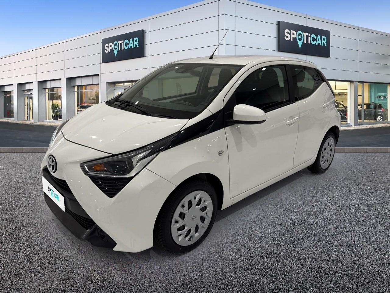 TOYOTA TOYOTA AYGO Usato Bianco benzina 2021