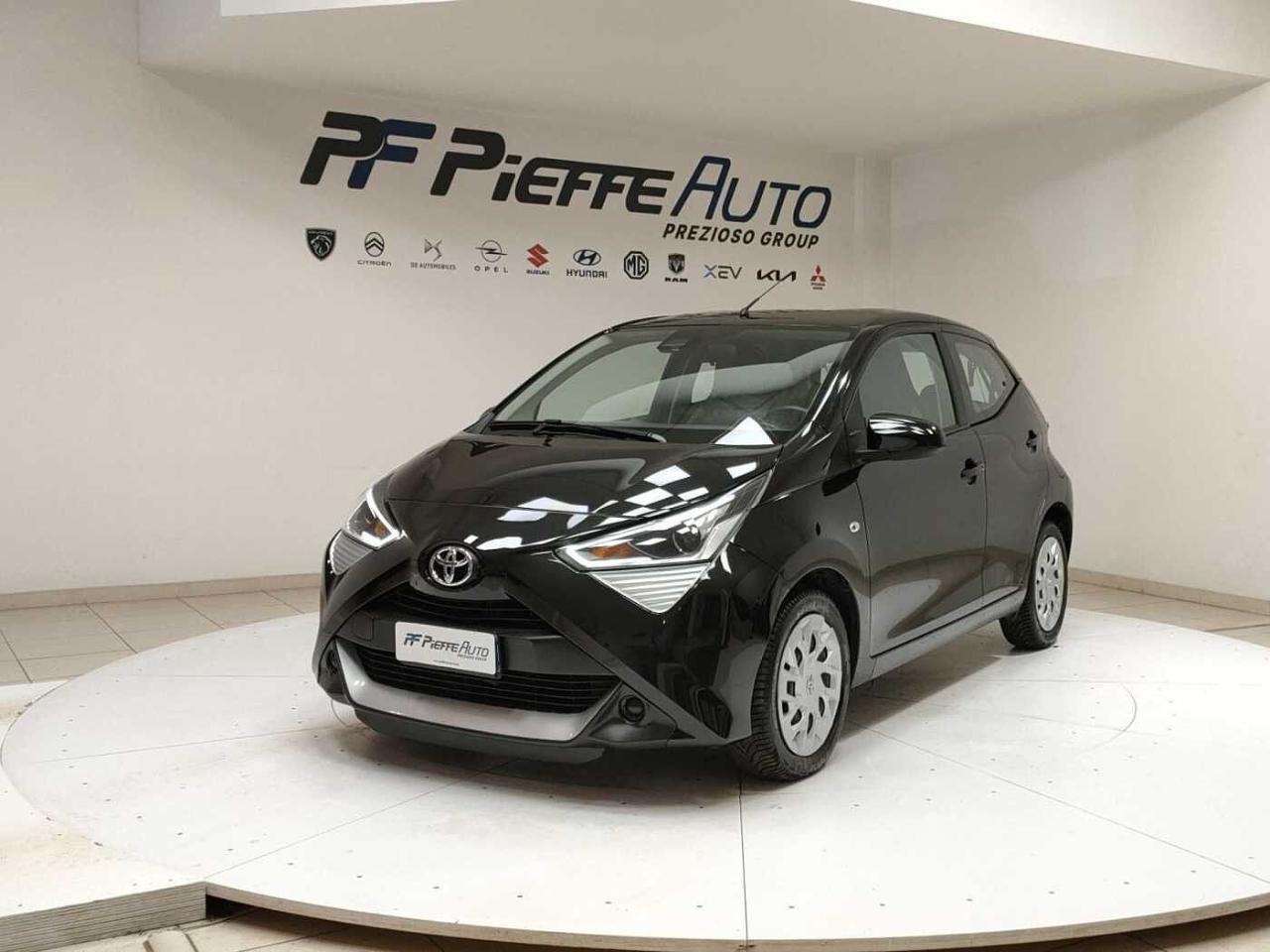 Toyota Toyota Aygo AYGO Connect 1.0 VVT-i 72 CV 5 porte x-play