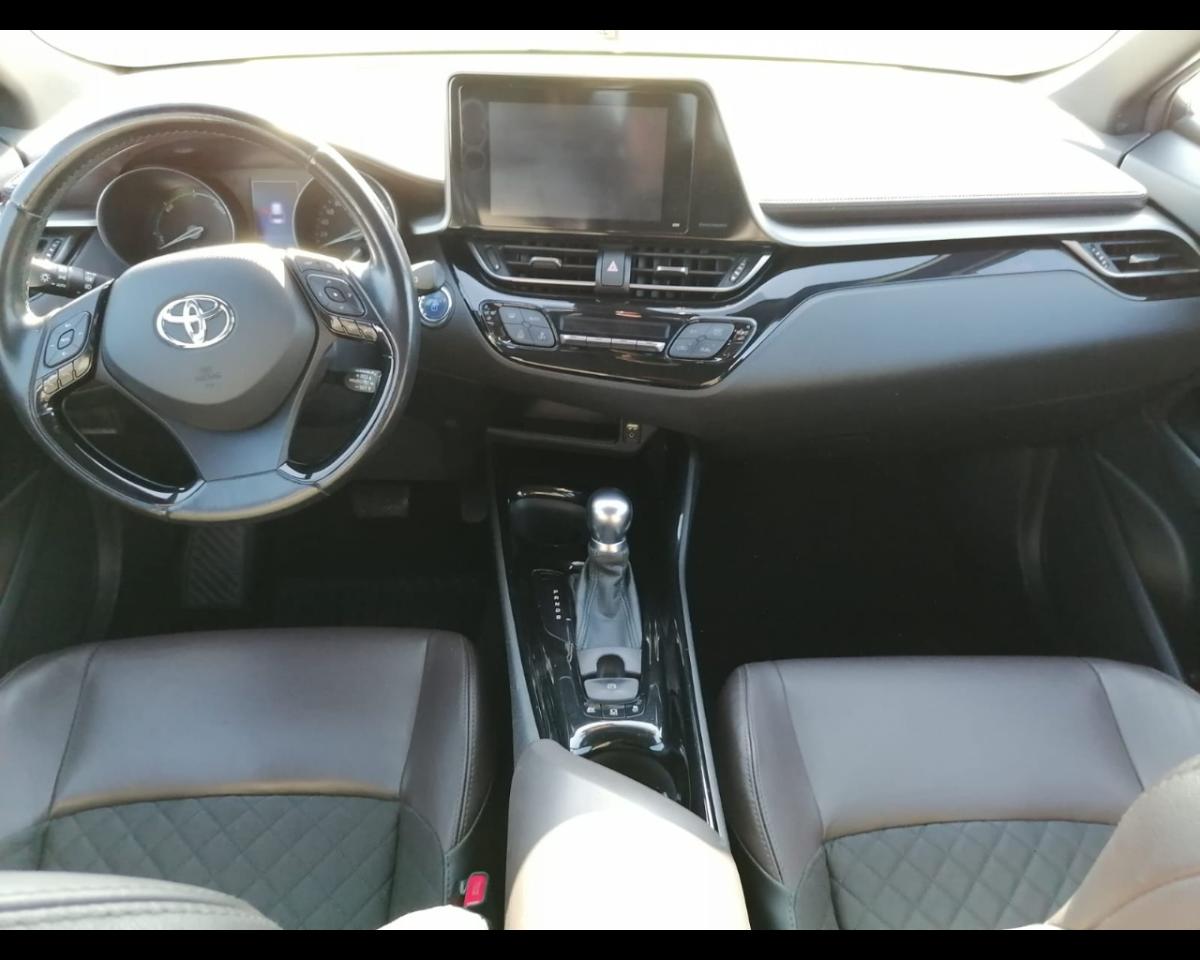 Toyota Toyota C-HR usata, con alzacristalli elettrici