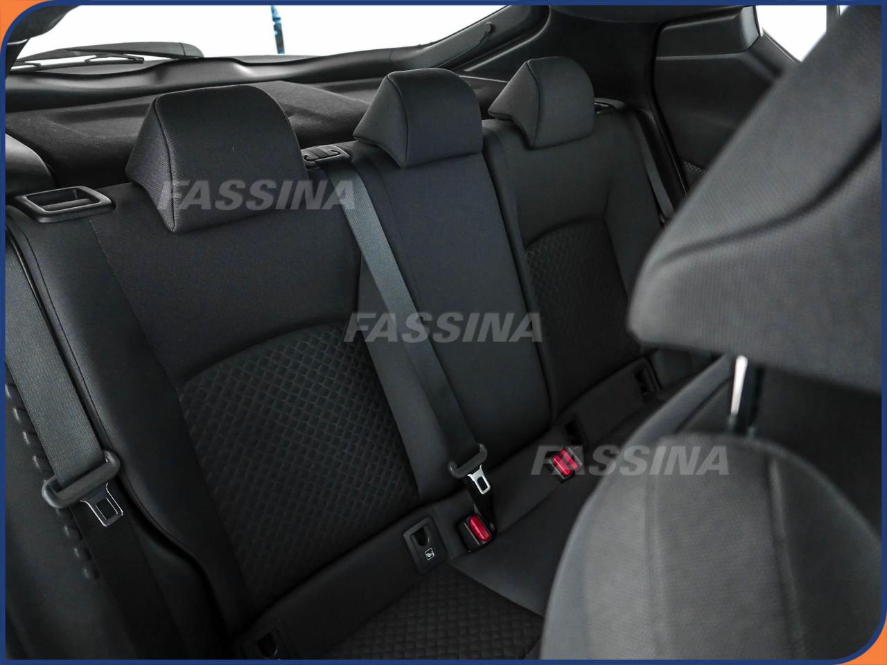 Toyota Toyota C-HR usata, con cerchi in lega