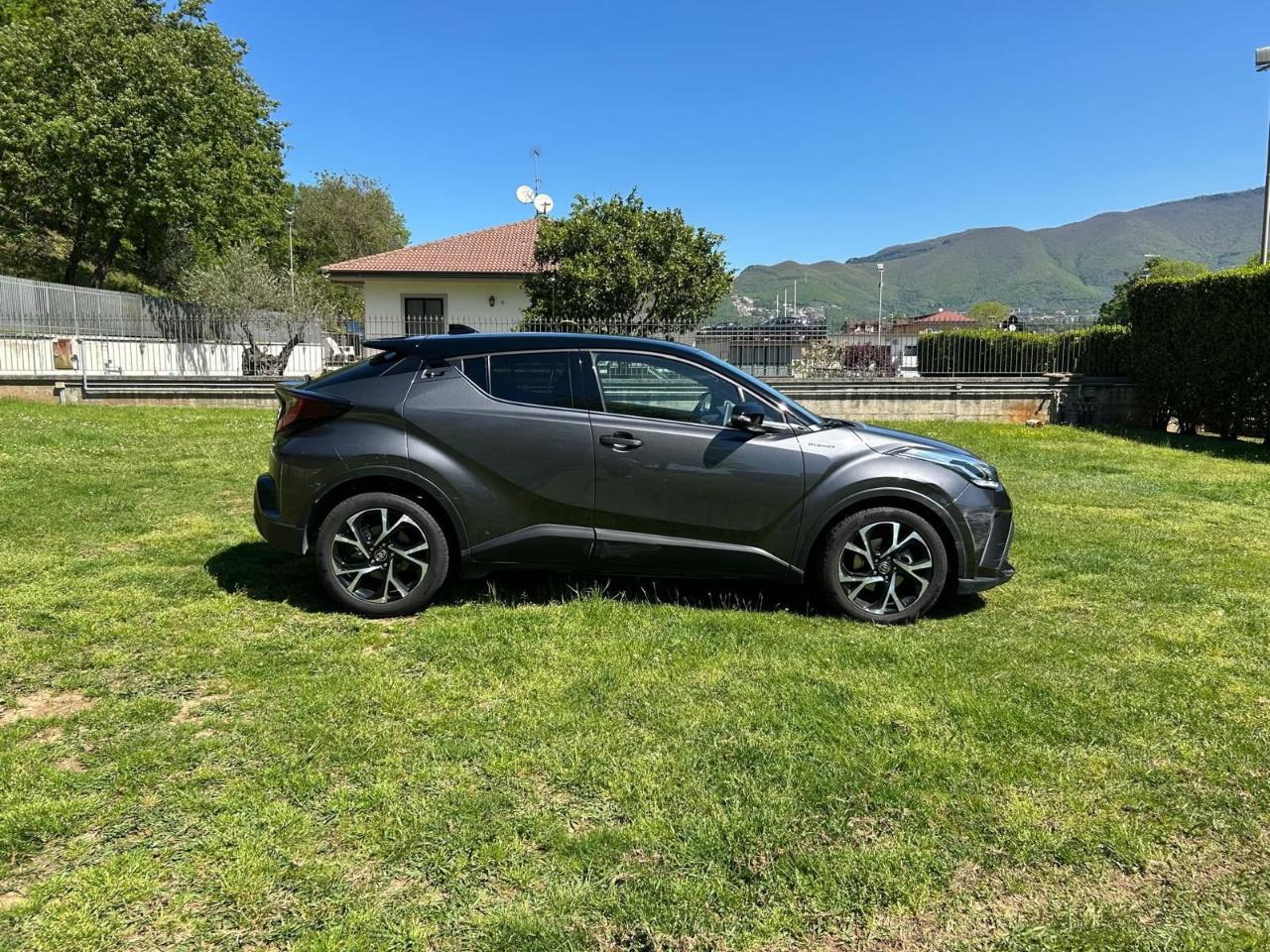 Toyota Toyota C-HR usata 2