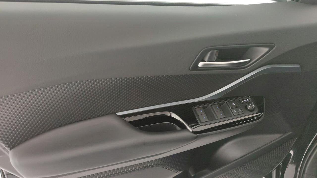 Toyota Toyota C-HR usata, con trazione anteriore