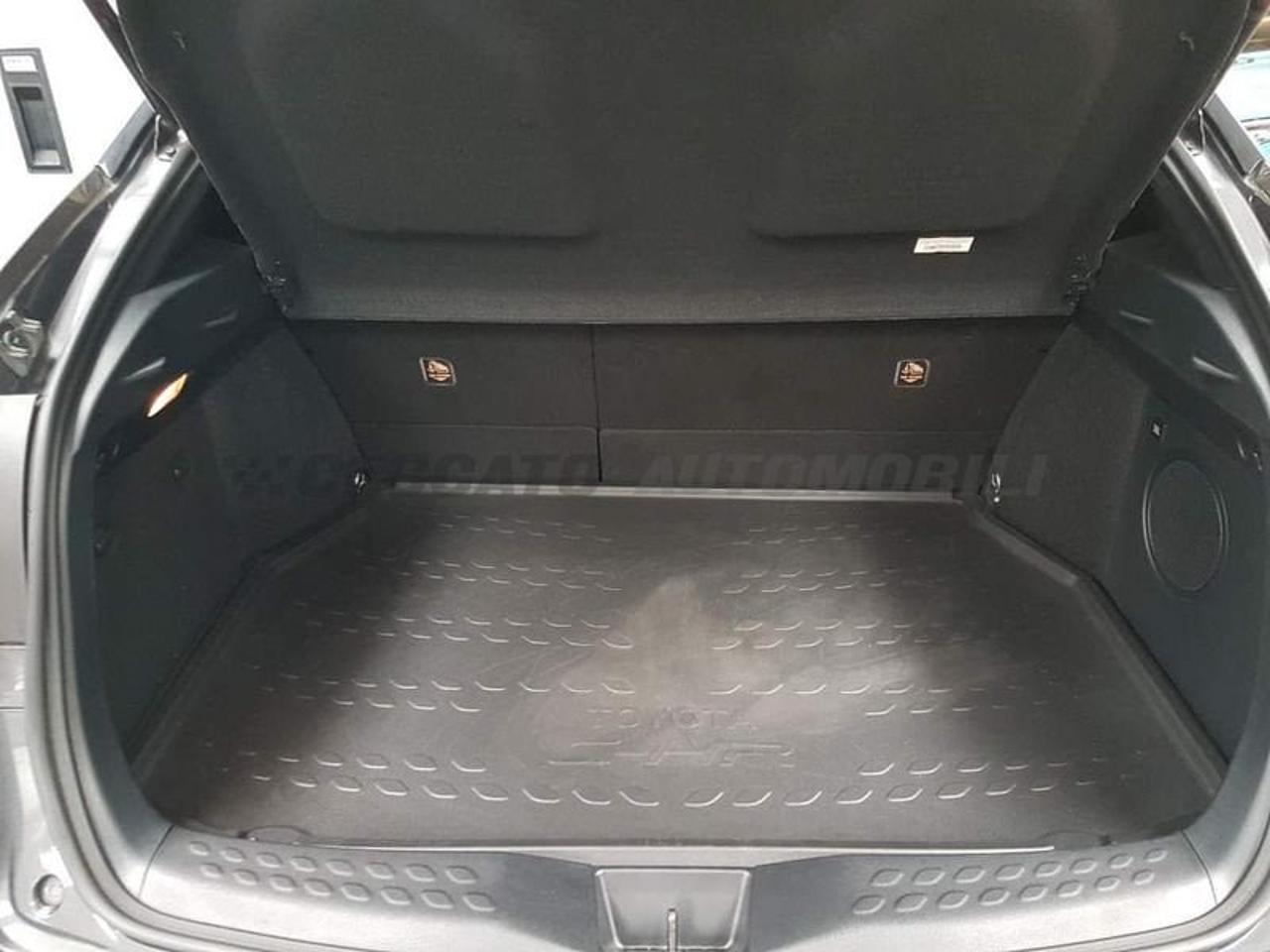 Toyota Toyota C-HR usata, con navigatore