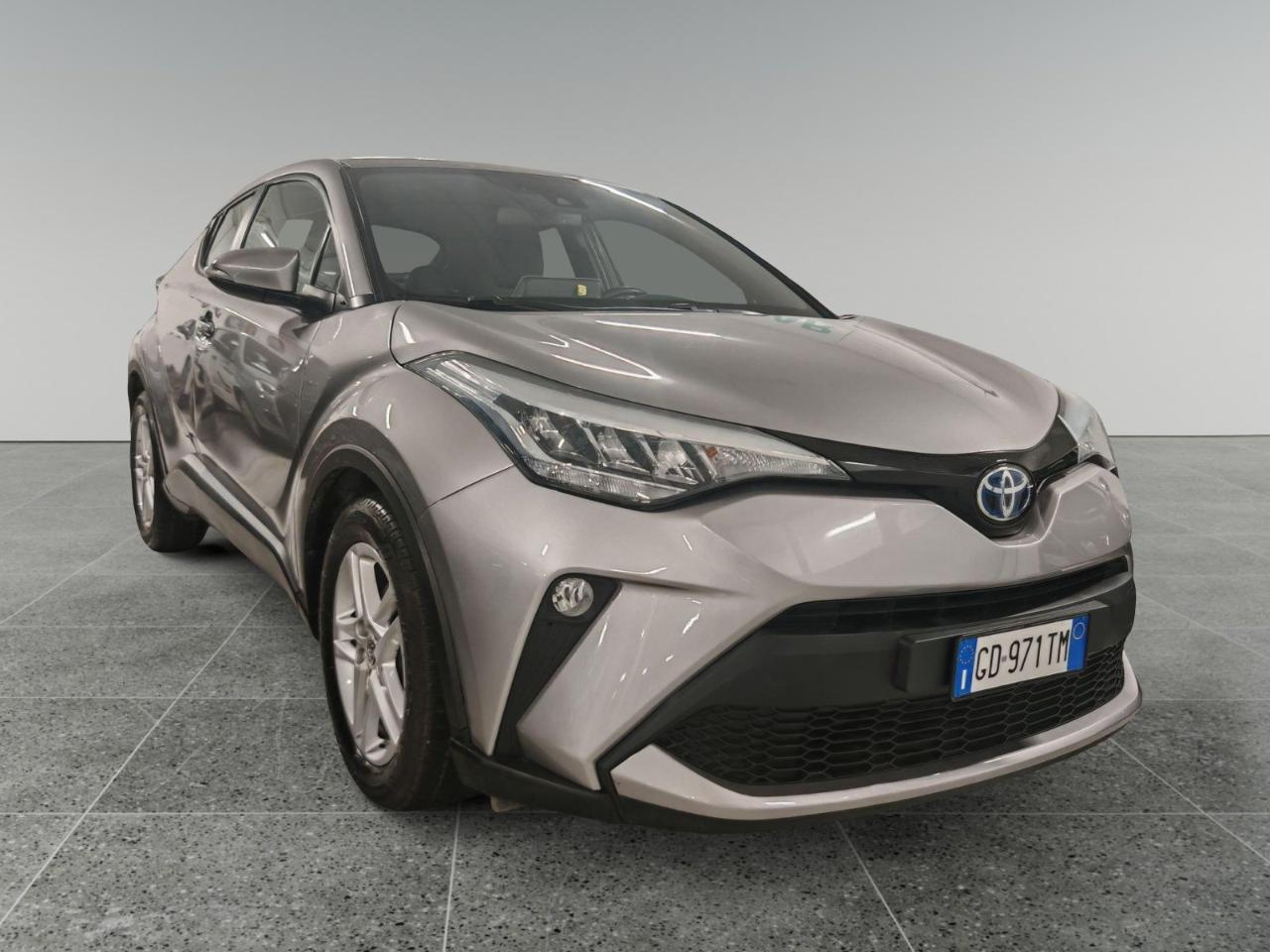 Toyota Toyota C-HR C-HR 1.8 Hybrid E-CVT Business