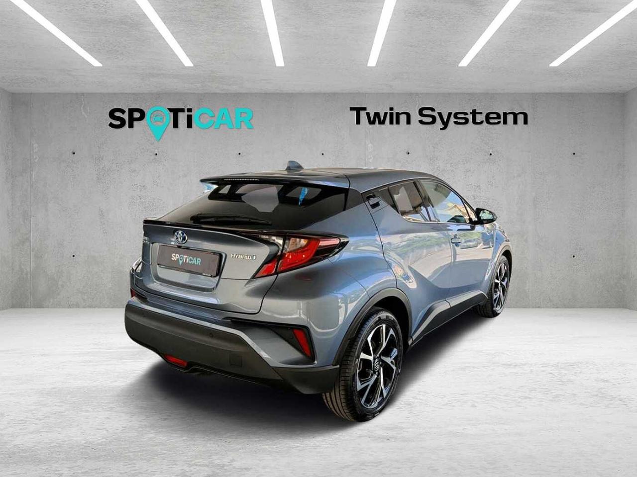 Toyota Toyota C-HR usata, con chiusura centralizzata
