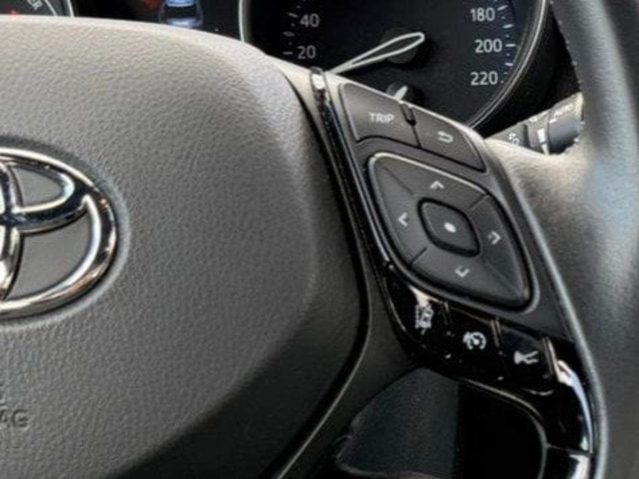 Toyota Toyota C-HR usata 7