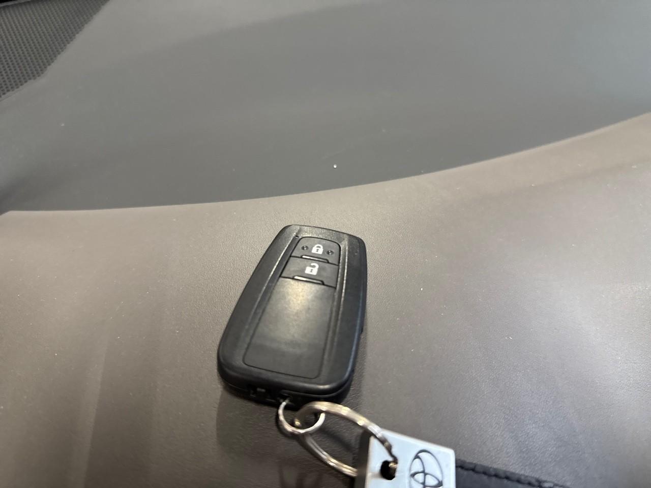 Toyota Toyota C-HR usata, con airbag laterali a tendina ant./post.