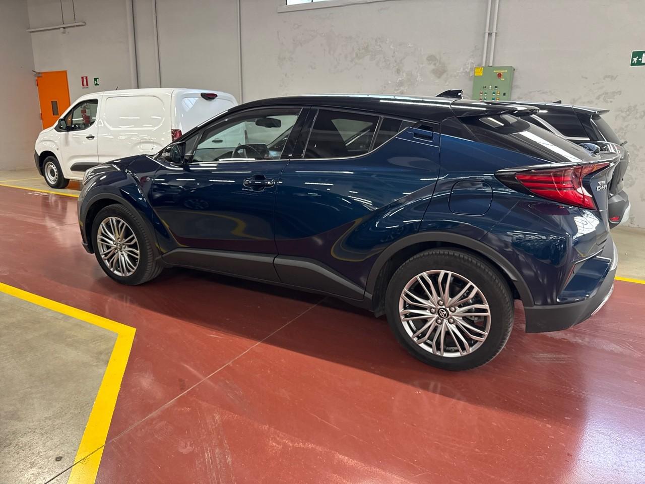 Toyota Toyota C-HR usata, con avviso superamento corsia attivazione sterzo