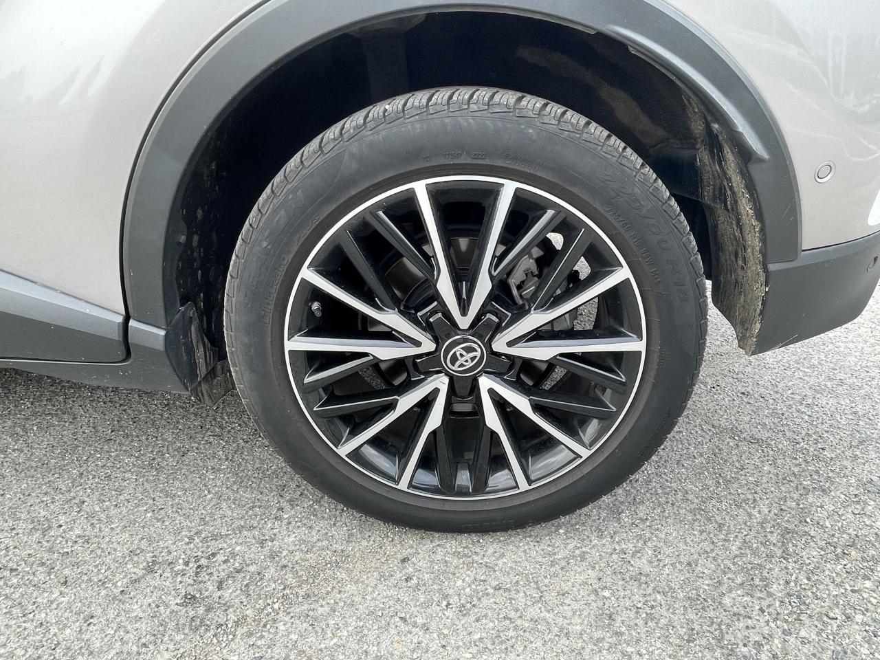 Toyota Toyota C-HR usata, con alzacristalli elettrici