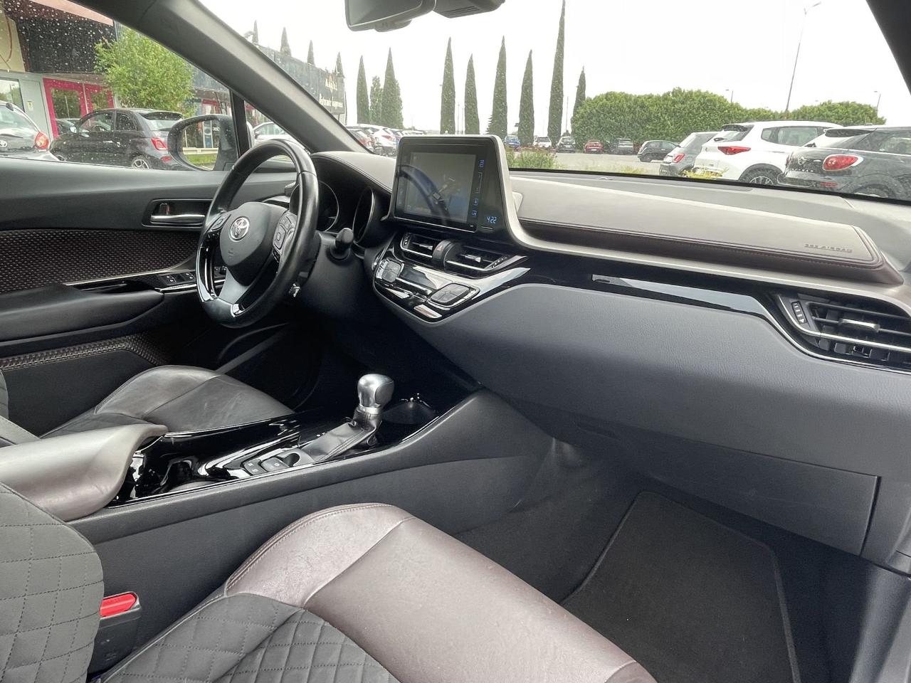 Toyota Toyota C-HR usata, con controllo automatico trazione