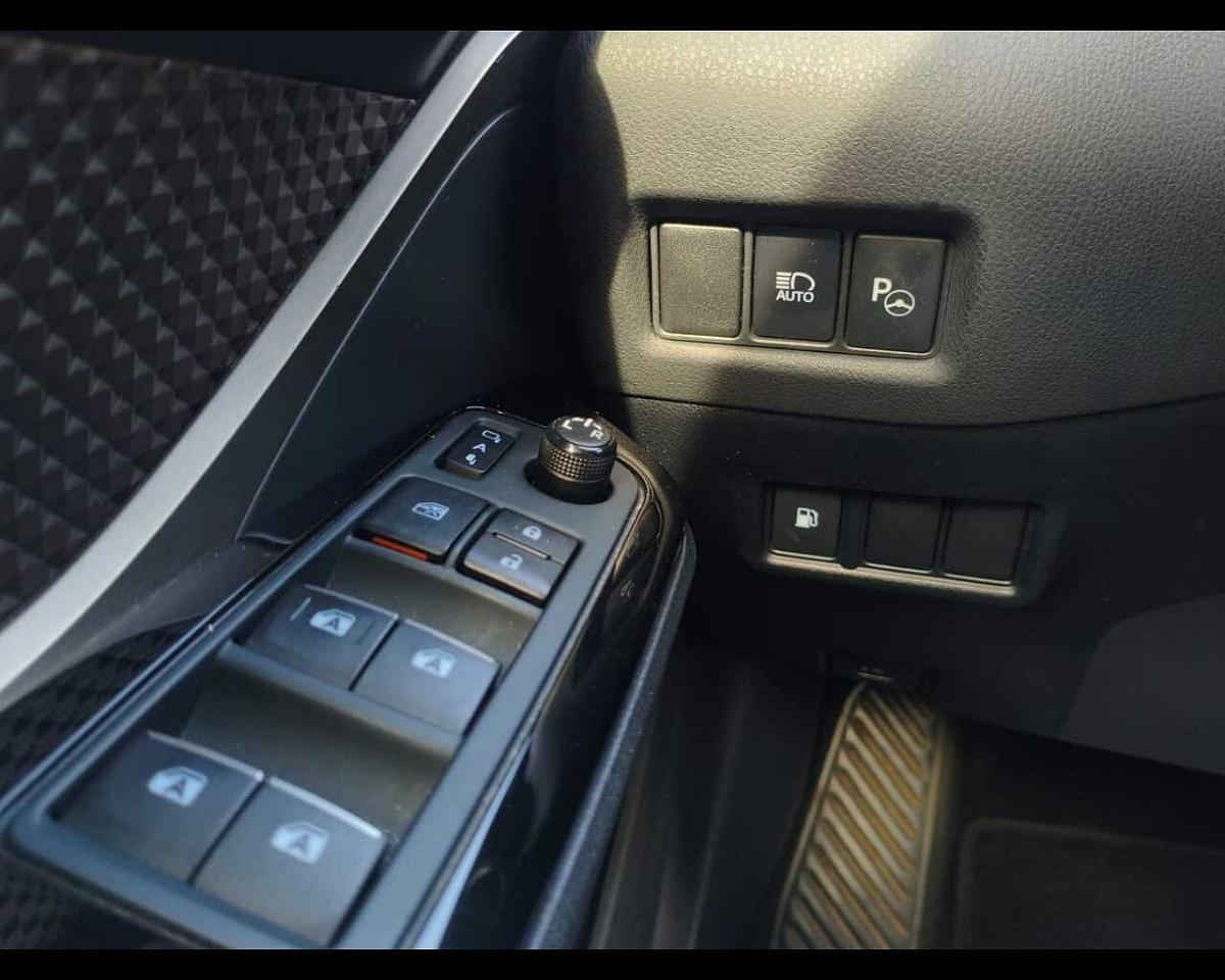 Toyota Toyota C-HR usata, con android auto & apple carplay