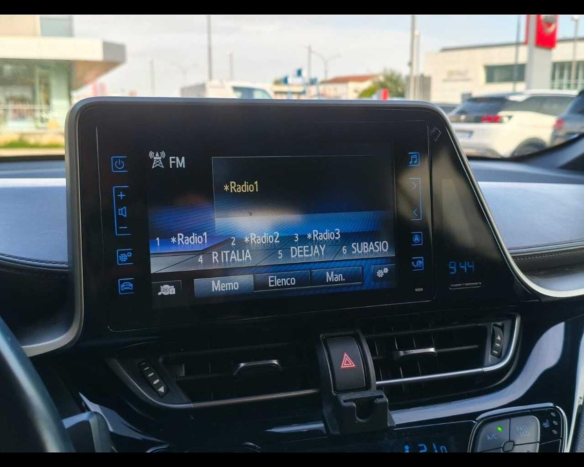 Toyota Toyota C-HR usata, con assistente alle frenate di emergenza