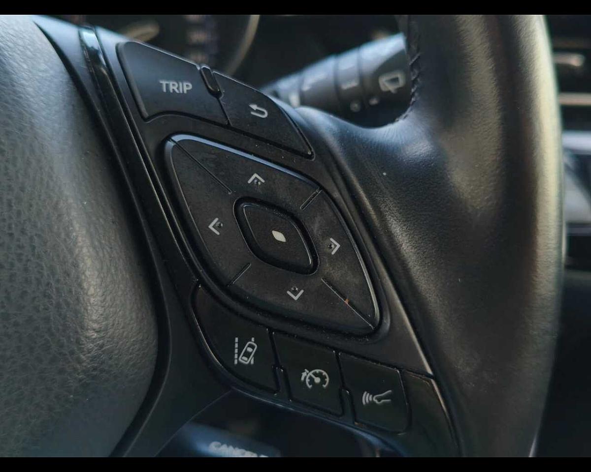 Toyota Toyota C-HR usata, con controllo/comando vocale