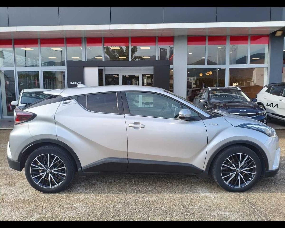 Toyota Toyota C-HR usata, con fari fendinebbia