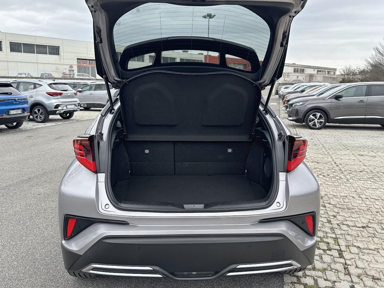 Toyota Toyota C-HR usata 18