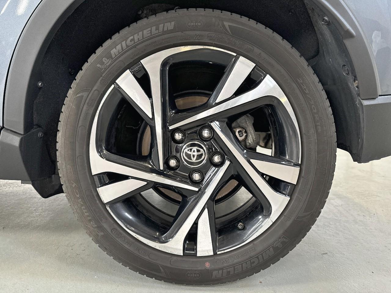 Toyota Toyota C-HR usata, con Isofix