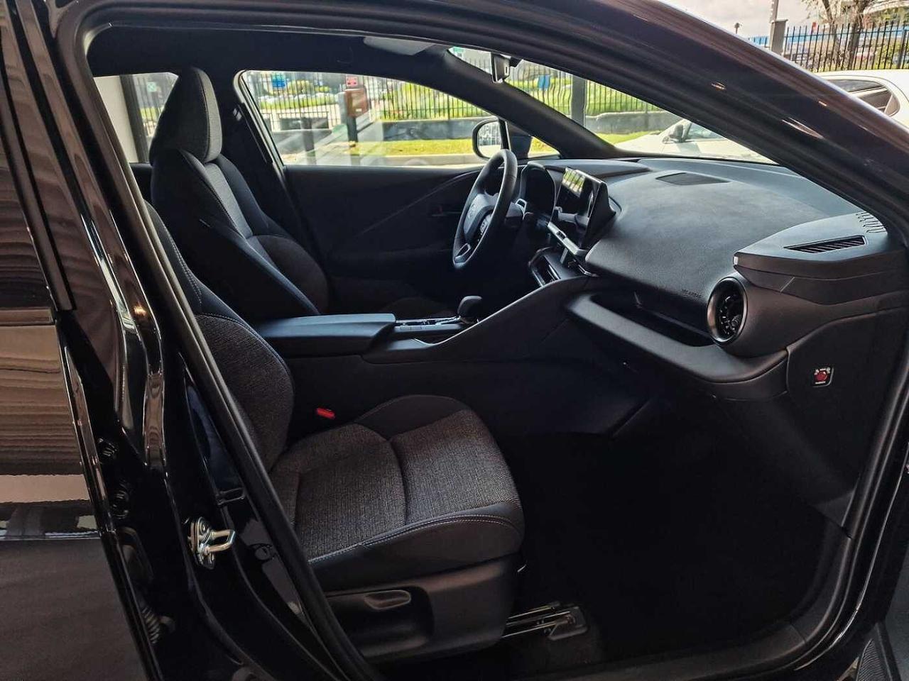 Toyota Toyota C-HR usata 10
