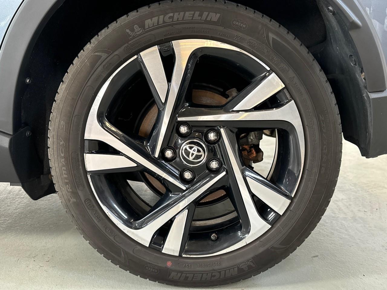 Toyota Toyota C-HR usata, con Isofix