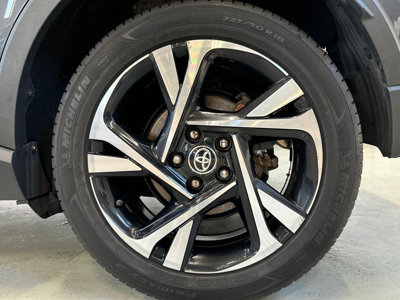 Toyota Toyota C-HR usata, con Isofix