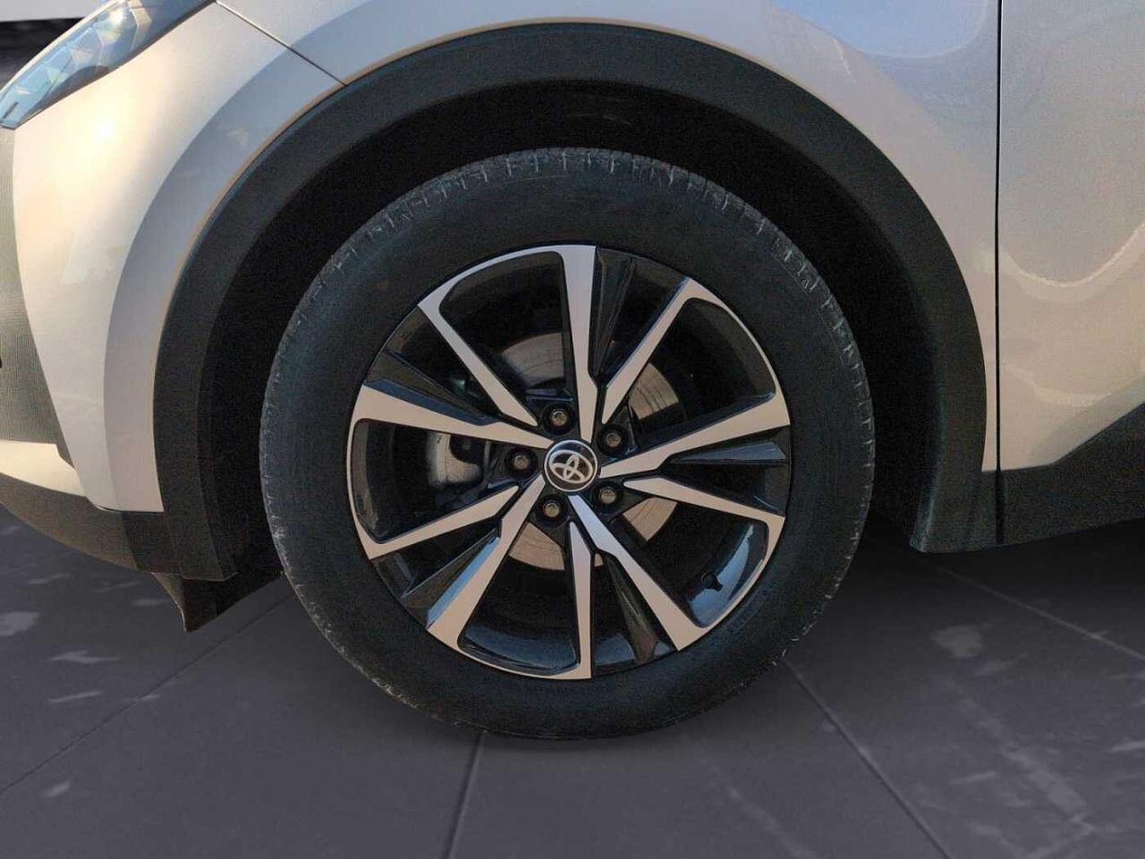 Toyota Toyota C-HR usata 4