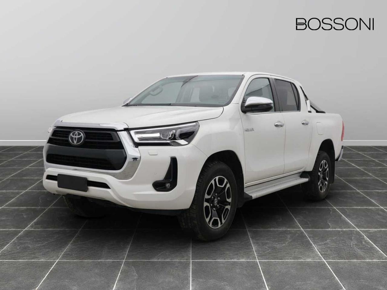 toyota hilux hilux double cab 2.4 d-4d executive 4wd a/t usata