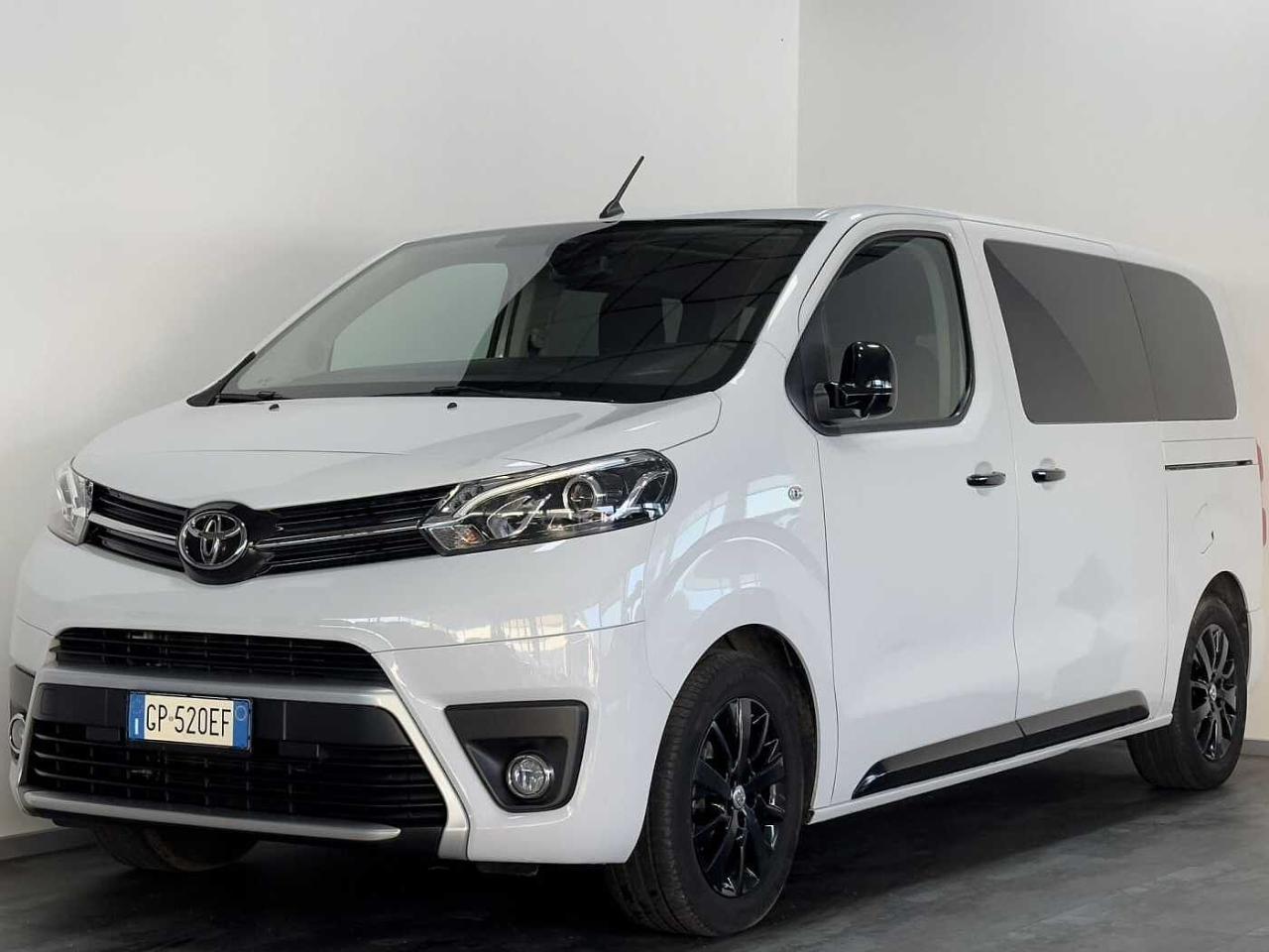 Toyota Toyota Proace PROACE 2.0D 180 CV L1 D Black Edition 8 posti