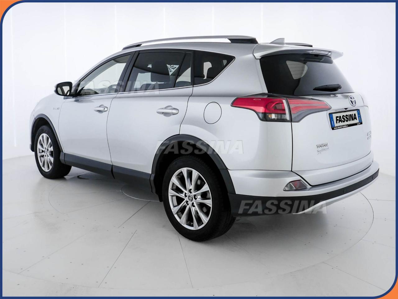 Toyota Toyota Rav4 usata, con luci diurne