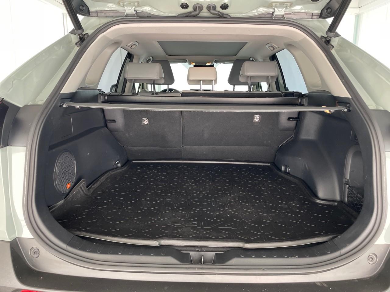 Toyota Toyota Rav4 usata, con avviso superamento corsia attivazione sterzo