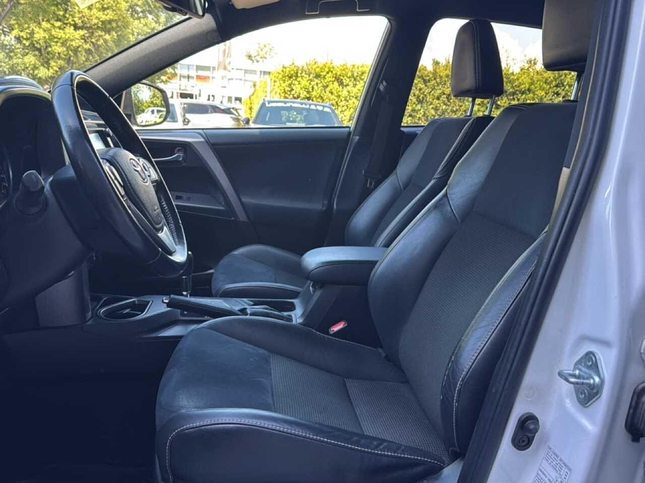 Toyota Toyota Rav4 usata 16