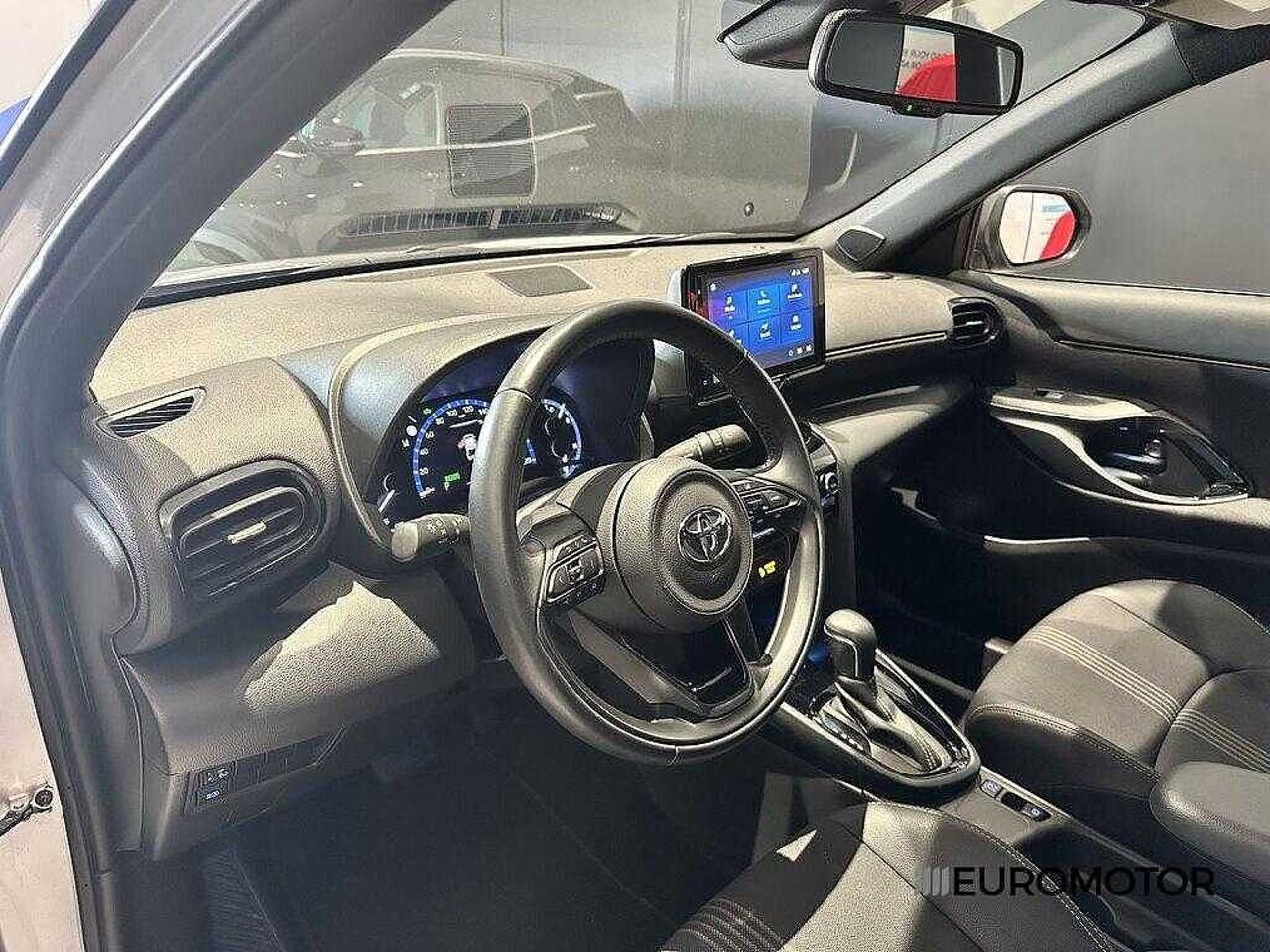 Toyota Toyota Yaris usata, con bluetooth