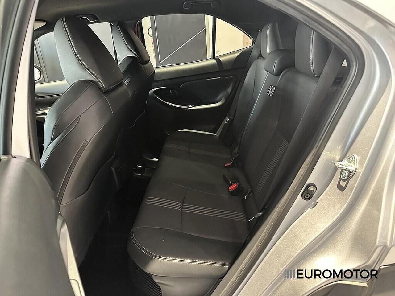 Toyota Toyota Yaris usata, con cruise control