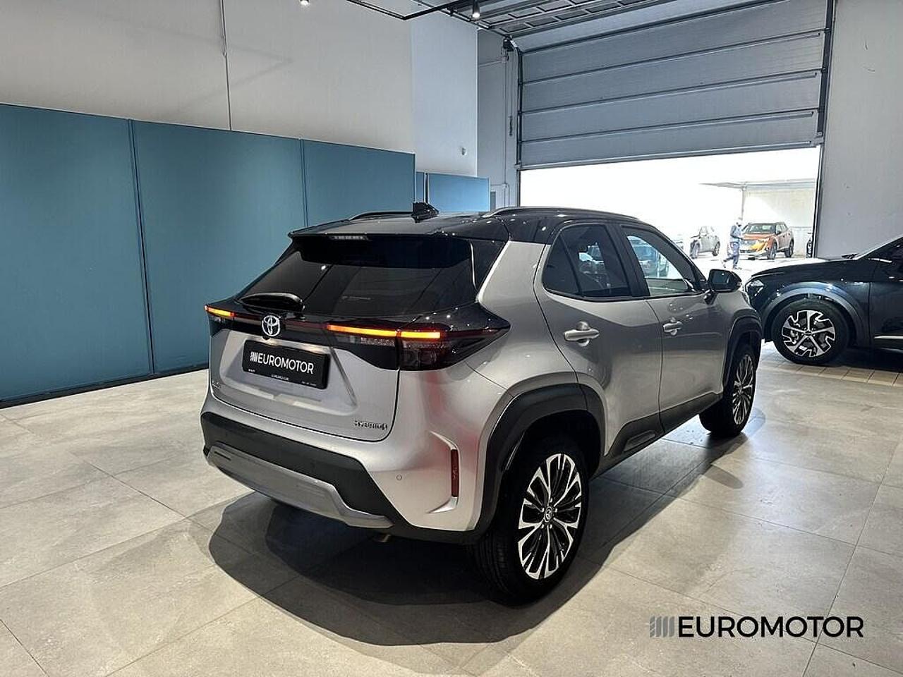 Toyota Toyota Yaris usata, con touchscreen