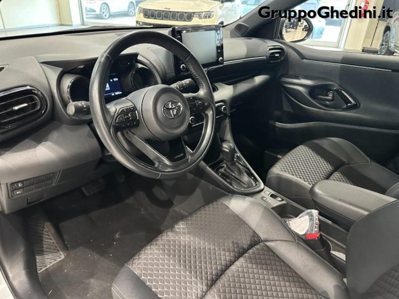 Toyota Toyota Yaris usata, con autoradio