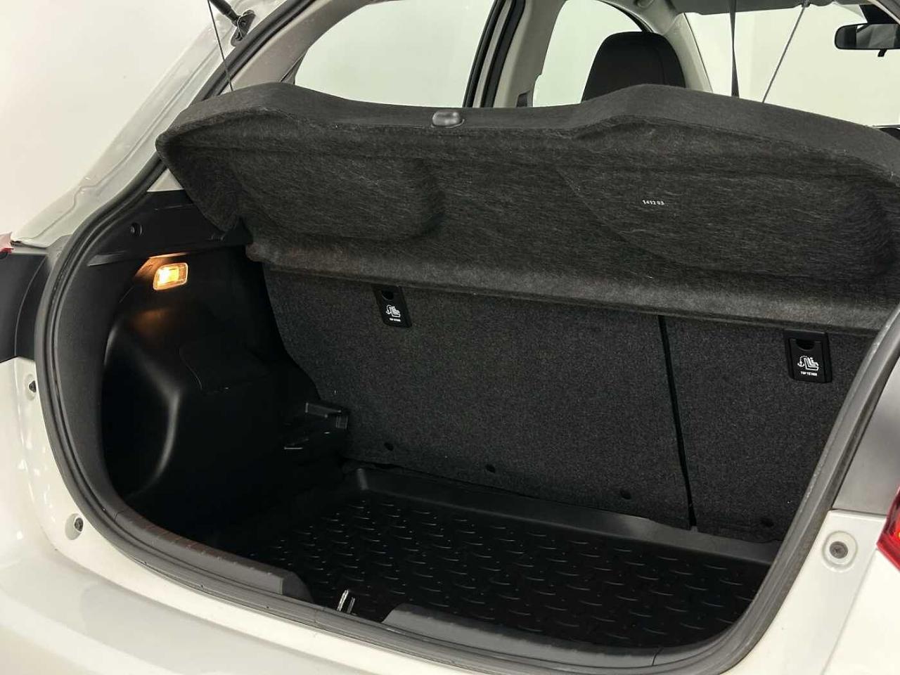 Toyota Toyota Yaris usata, con 4 cilindri