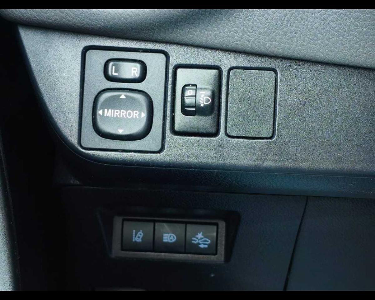 Toyota Toyota Yaris usata, con assistente di corsia