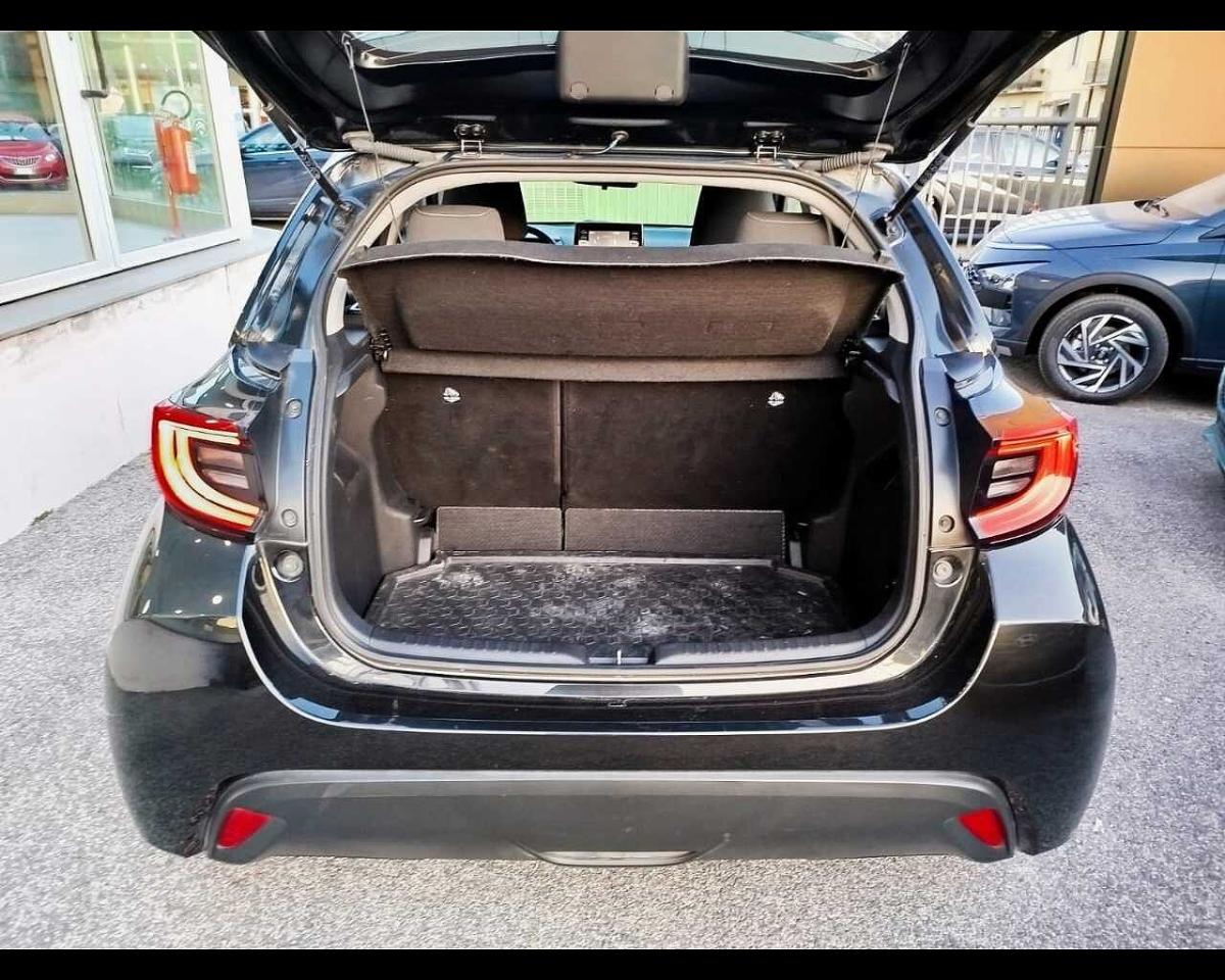 Toyota Toyota Yaris usata, con hill holder