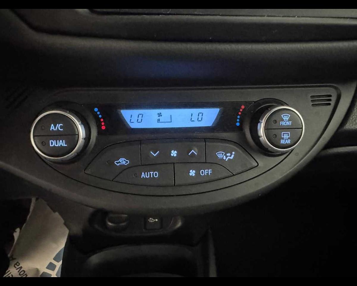 Toyota Toyota Yaris usata, con assistente alle frenate di emergenza