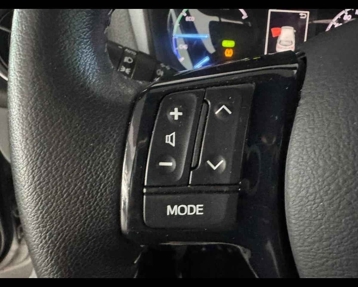 Toyota Toyota Yaris usata, con fari adattivi