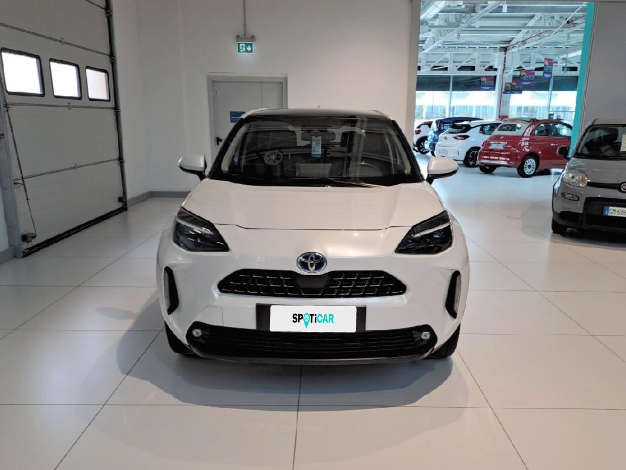 Toyota Toyota Yaris usata, con alzacristalli elettrici anteriori e posteriori , numero ad impulso 2