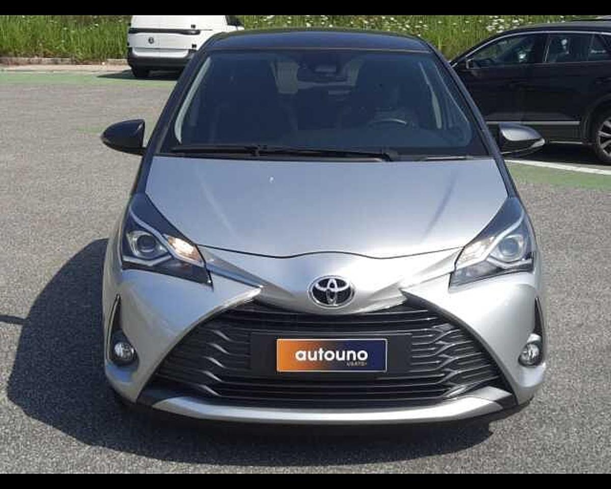 Toyota Toyota Yaris usata, con alette parasole con specchietto: guidatore e passeggero