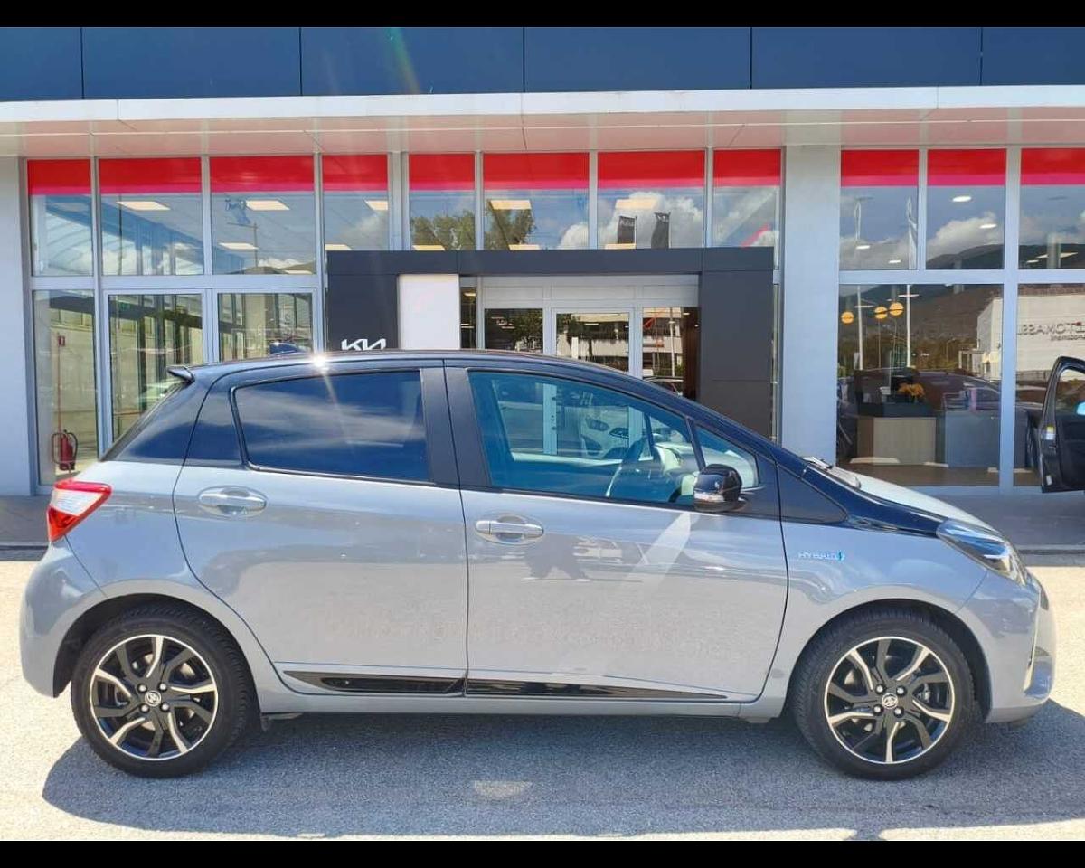 Toyota Toyota Yaris usata, con sedile posteriore sdoppiabile