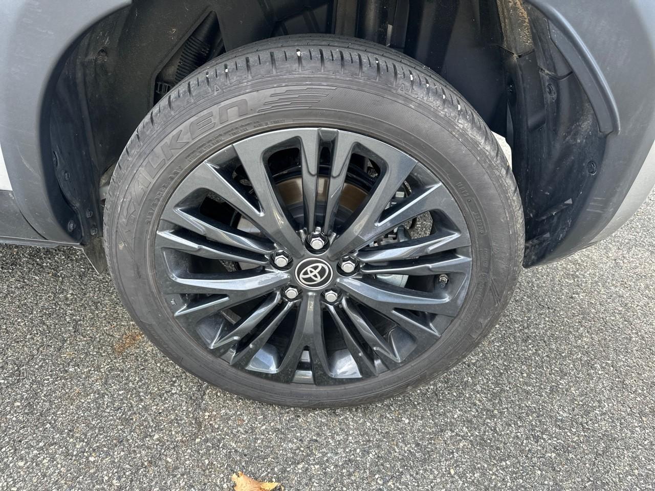 Toyota Toyota Yaris usata, con 6 altoparlanti