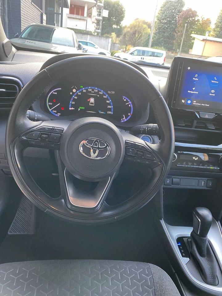 Toyota Toyota Yaris usata, con 3 cilindri