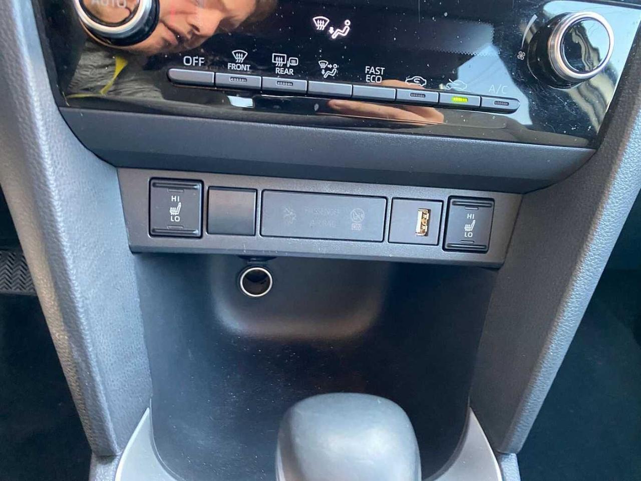 Toyota Toyota Yaris usata, con cd-radio