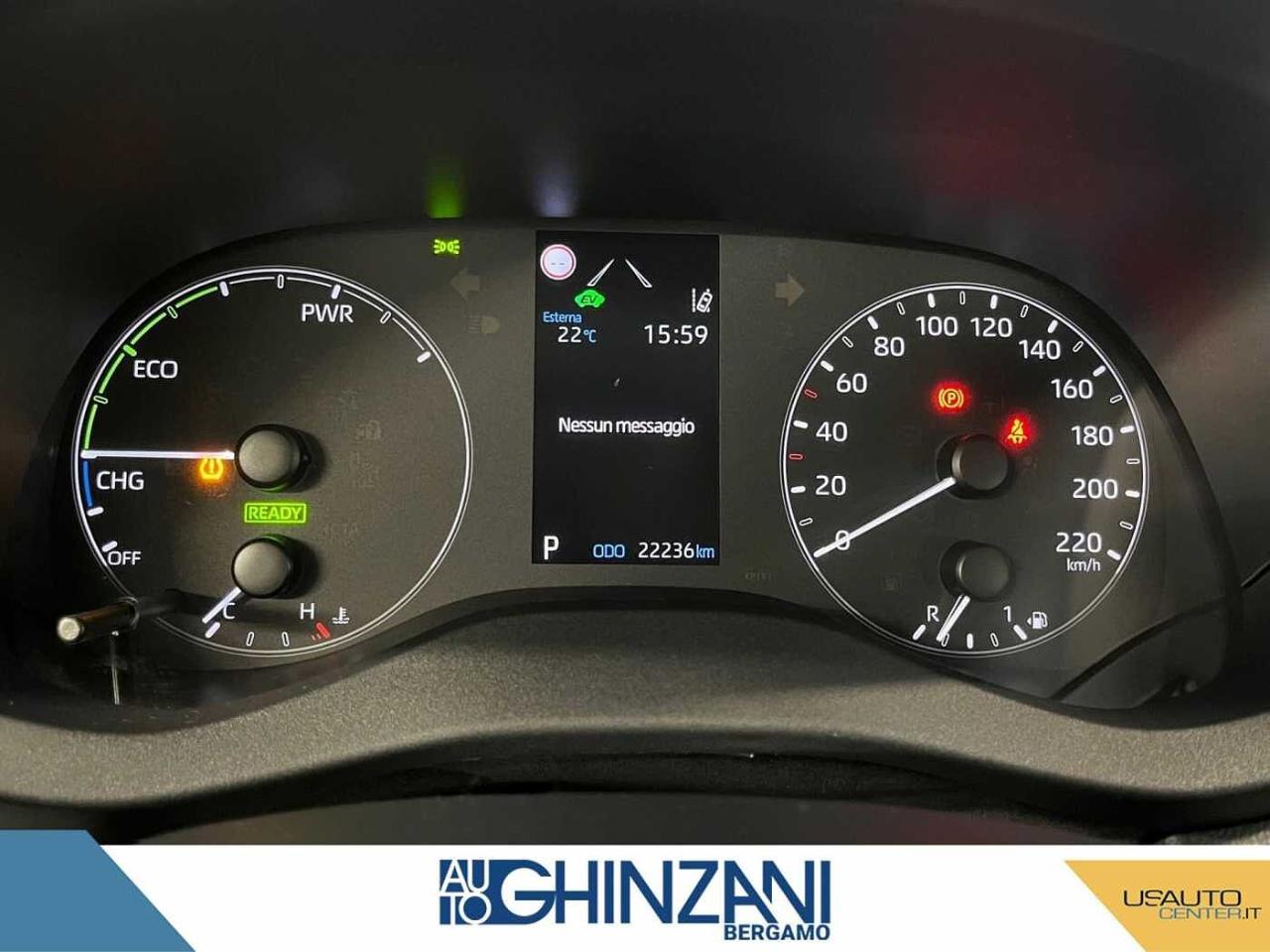 Toyota Toyota Yaris usata, con bracciolo porta oggetti