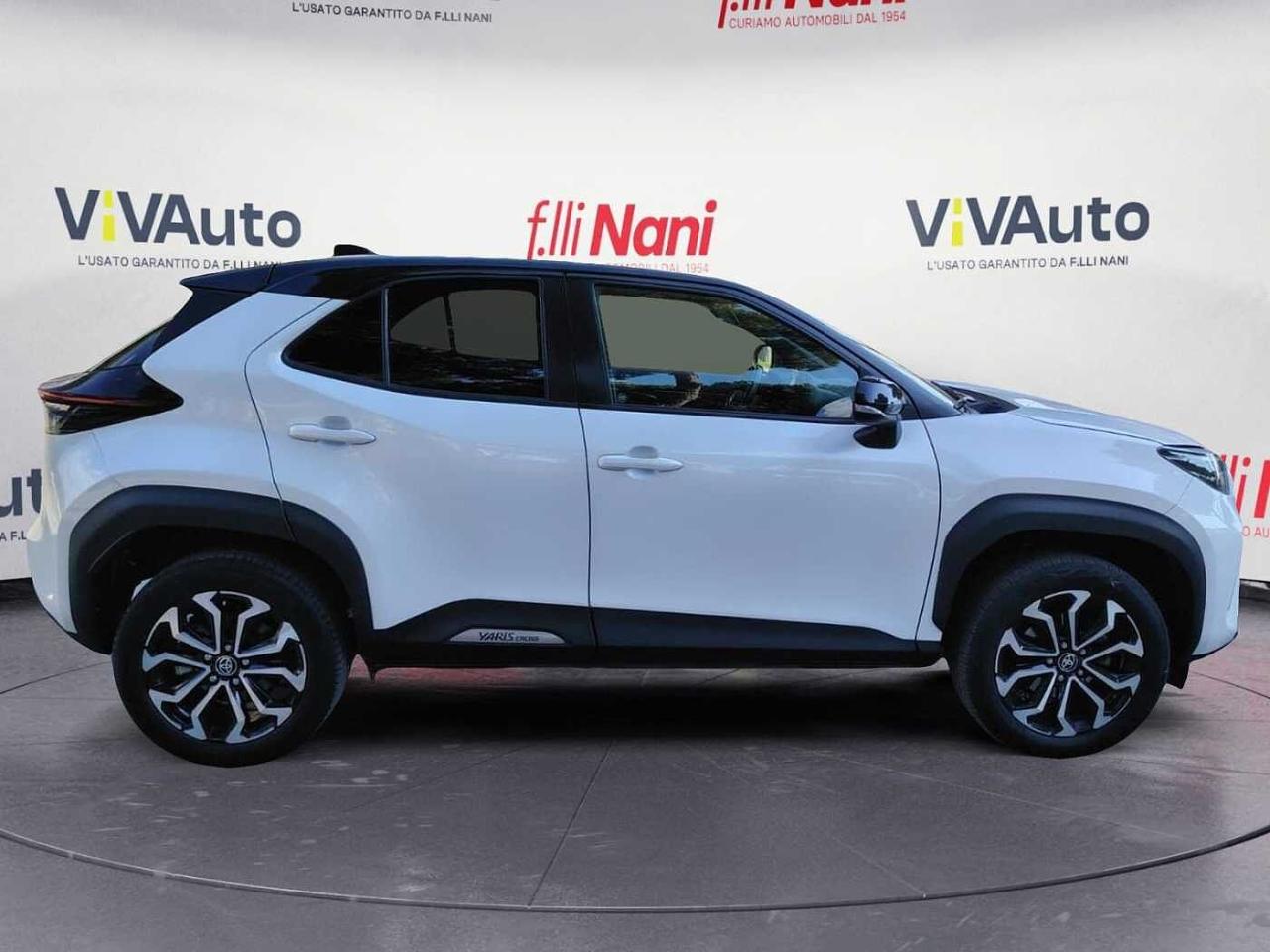 Toyota Toyota Yaris usata, con controllo elettronico della stabilità (vsc) e della trazione (trc)