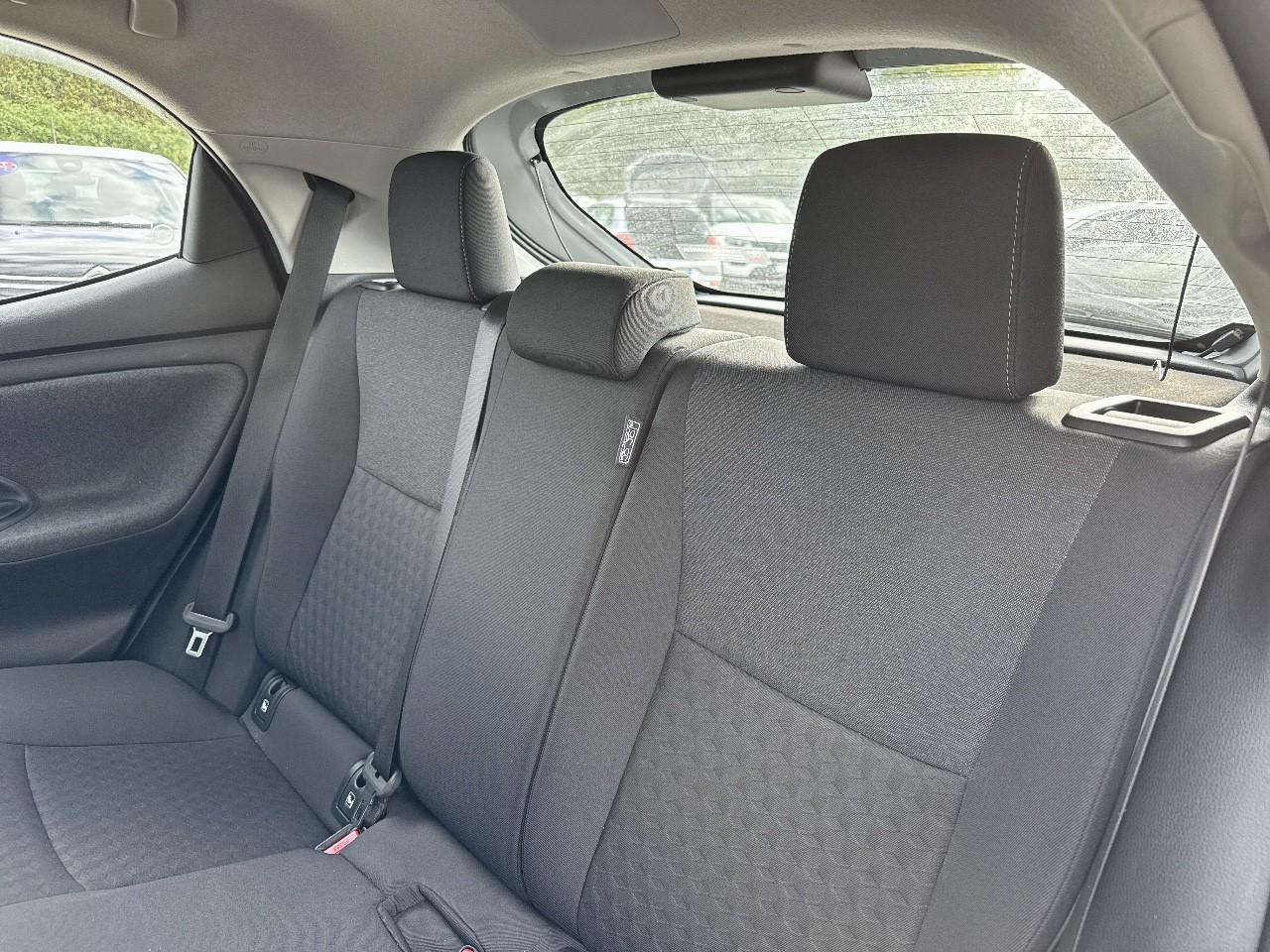 Toyota Toyota Yaris usata, con 4 altoparlanti