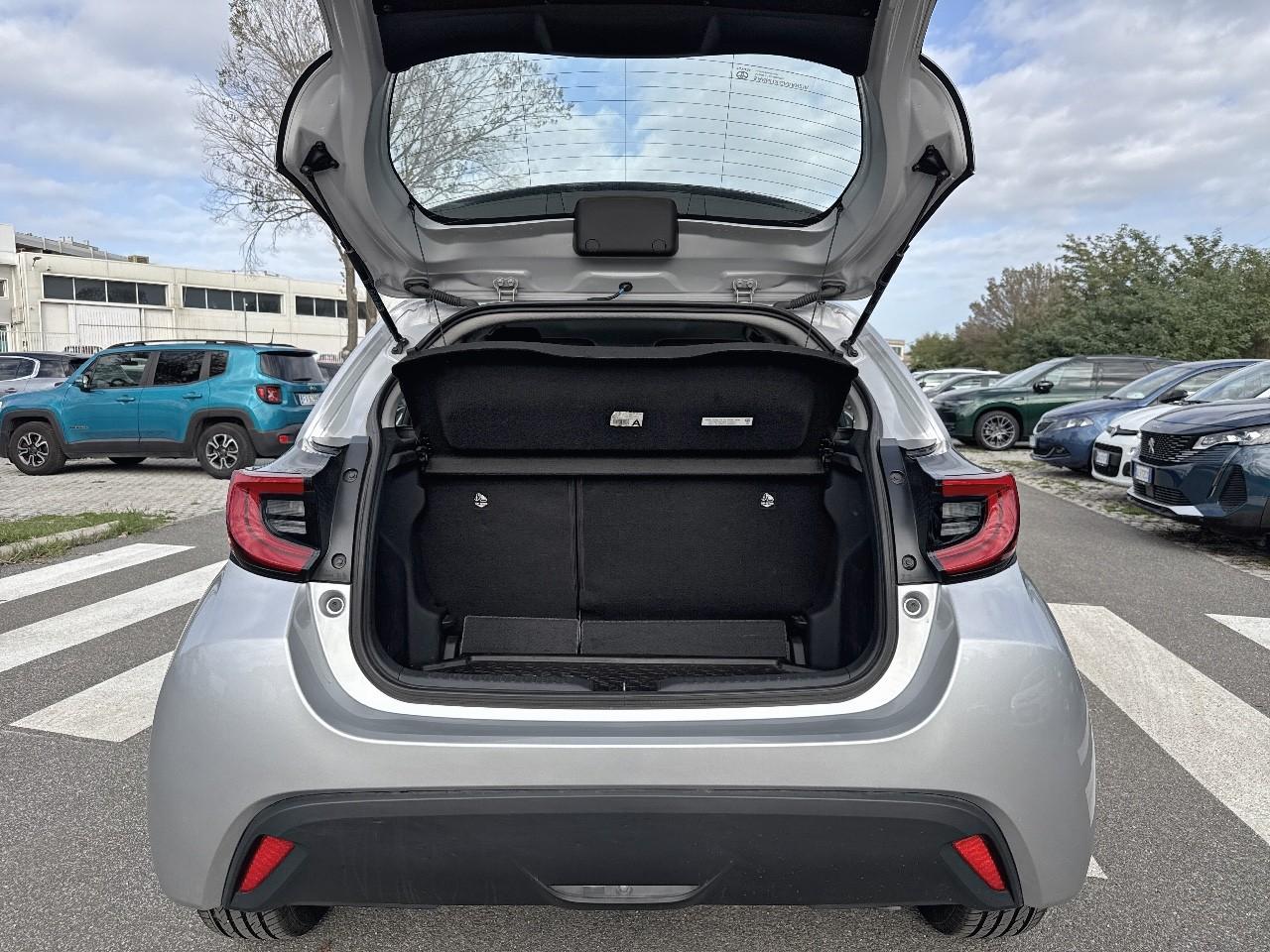 Toyota Toyota Yaris usata, con climatizzatore a controllo automatico